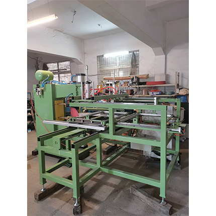 两模自动上下交替焊机