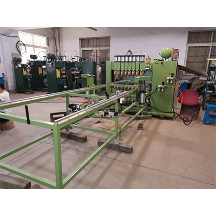 自动进给龙门焊机