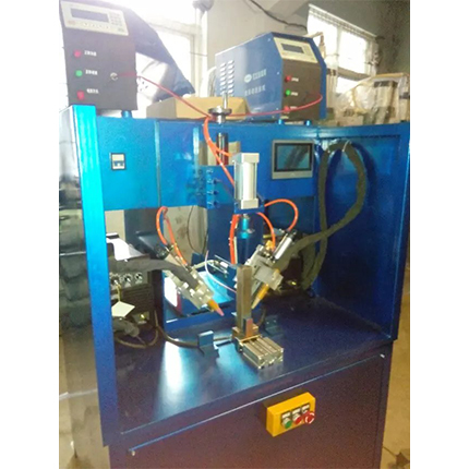 双枪自动氩弧焊机