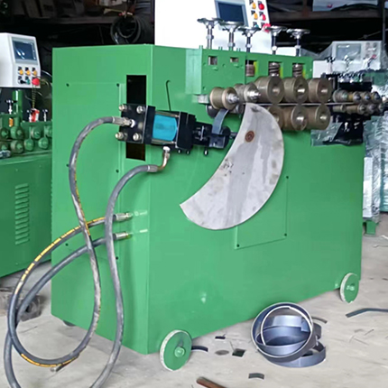 伺服打圈机